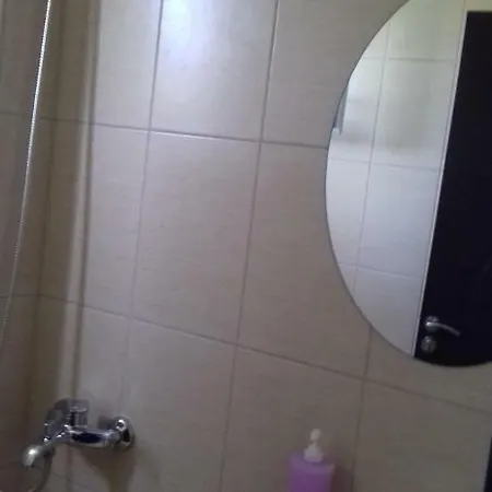 Vladimir Hotel apartamentowy *
