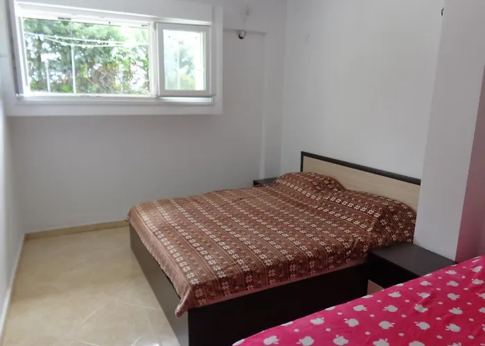 Aparthotel Vladimir 3*